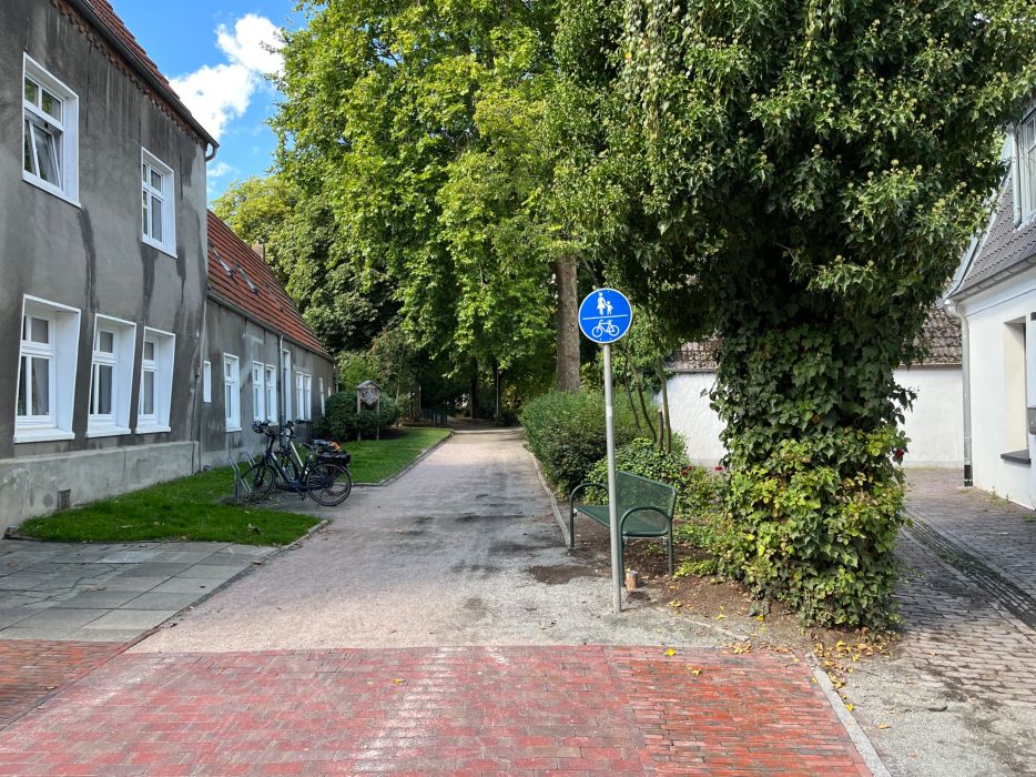 Geh- und Radweg in den Wallanlagen
